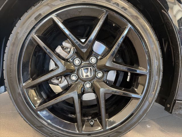 2025 Honda Civic Sport - Photo 22