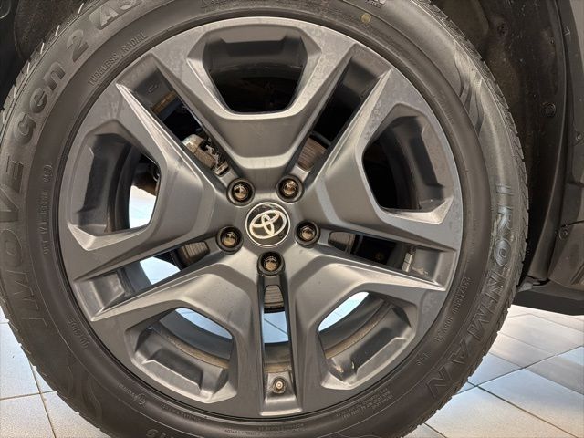 2024 Toyota RAV4 Adventure - Photo 21