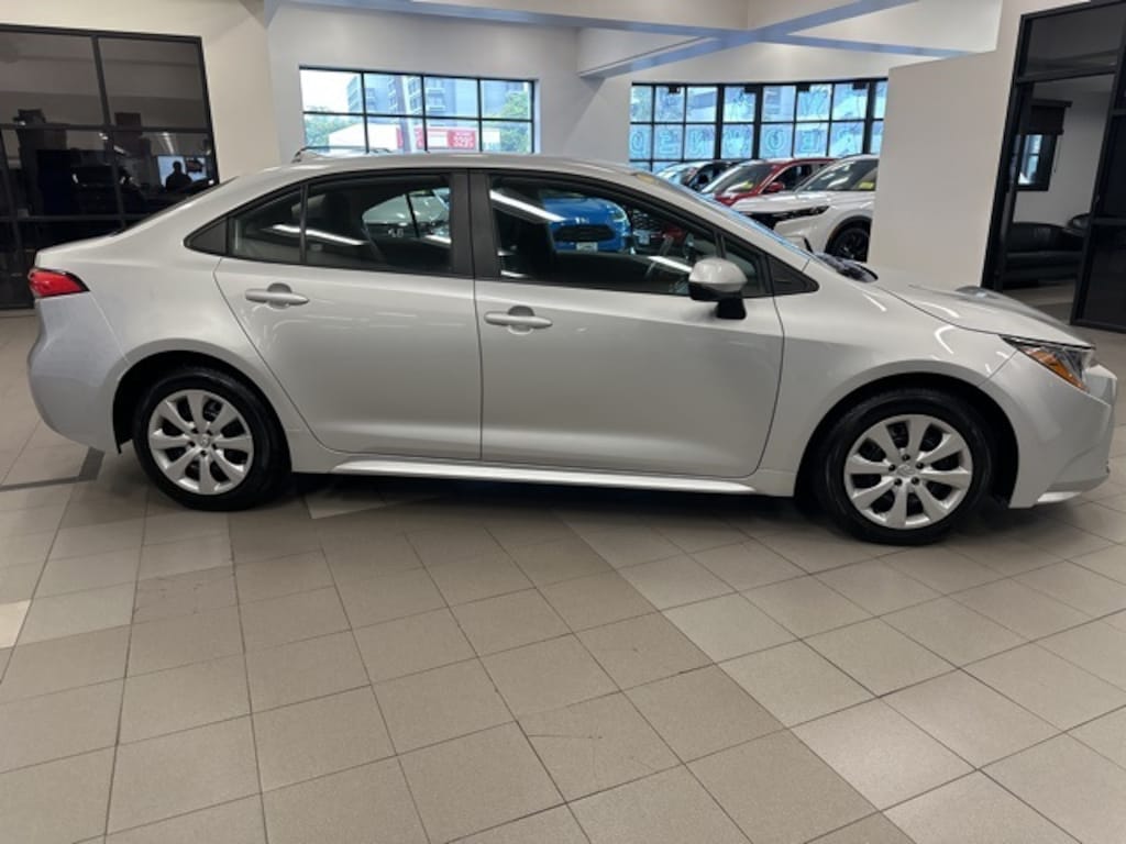 Used 2023 Toyota Corolla LE Sedan