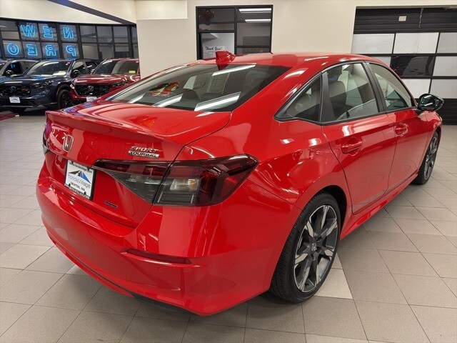 2025 Honda Civic Hybrid Sport Touring photo 3