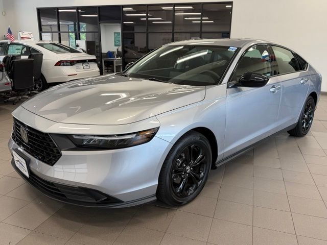 2025 Honda Accord SE - Photo 6