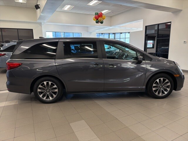 2023 Honda Odyssey EX-L photo 2