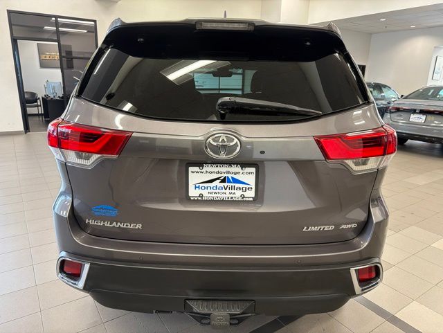 2019 Toyota Highlander Limited - Photo 21