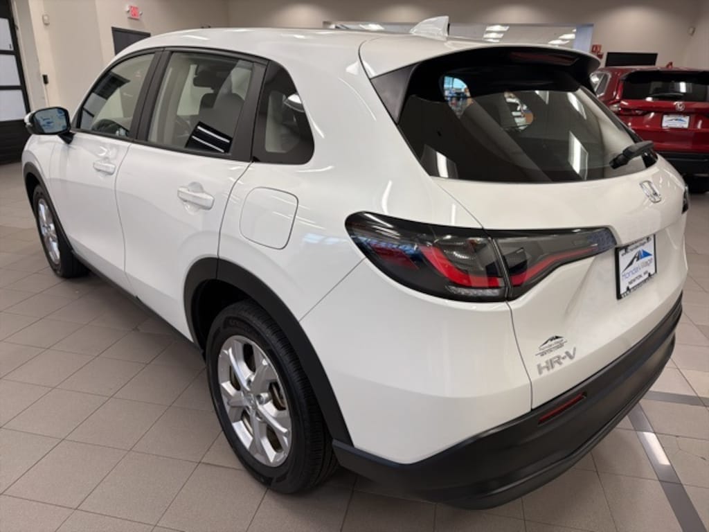 Used 2024 Honda HR-V LX SUV