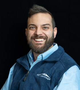 Staff member Alex Gili from 70f9909e60b5