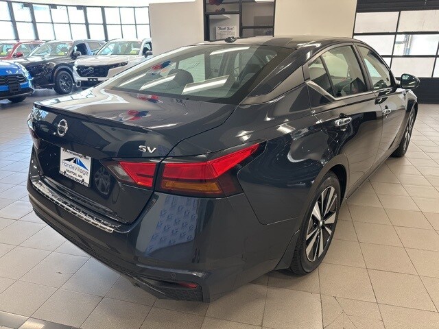 2022 Nissan Altima 2.5 SV photo 3