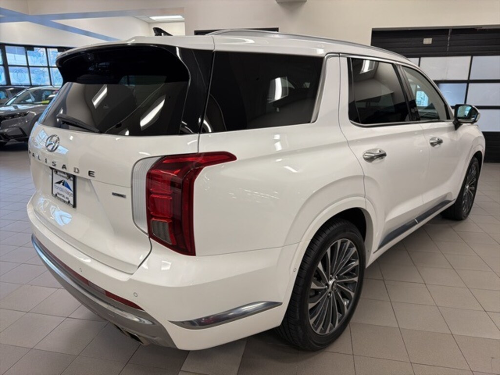 Used 2024 Hyundai Palisade Calligraphy SUV