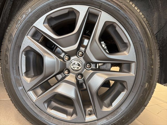 2024 Toyota RAV4 Adventure - Photo 22