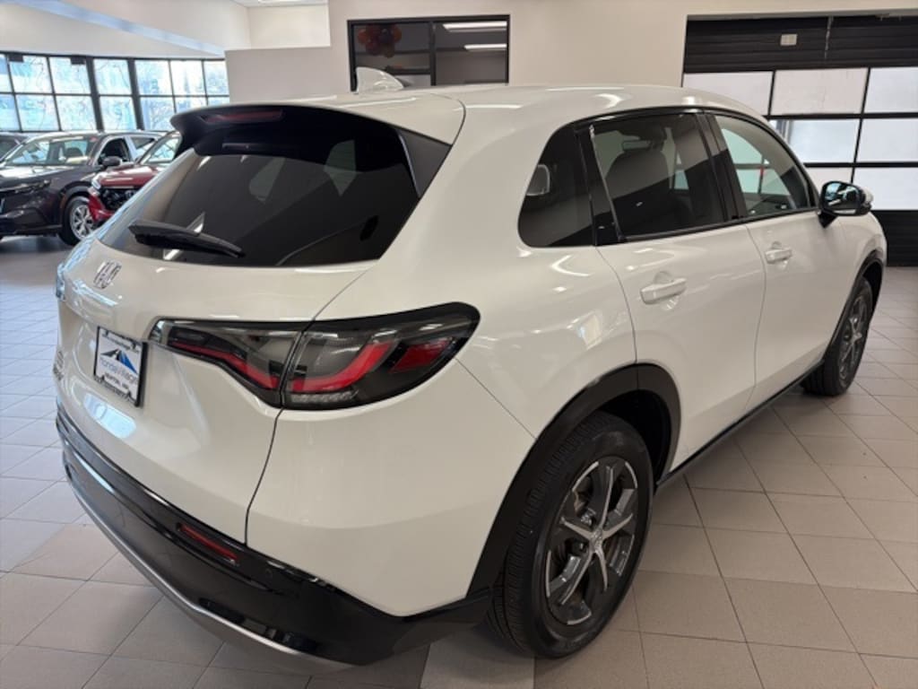 Used 2024 Honda HR-V EX-L SUV