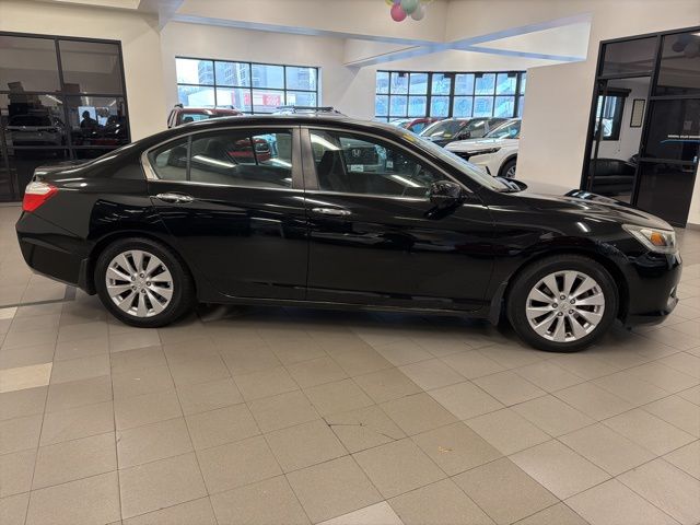 Used 2014 Honda Accord EX with VIN 1HGCR2F77EA177862 for sale in Newton, MA