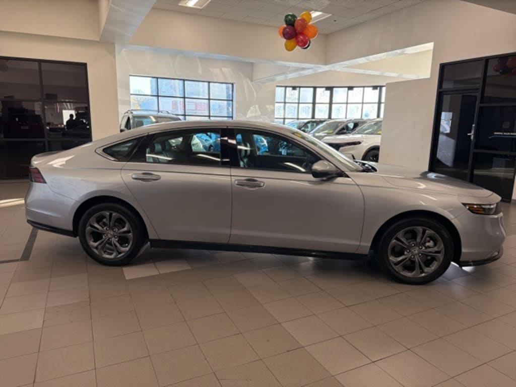 Used 2024 Honda Accord Hybrid EX-L Sedan