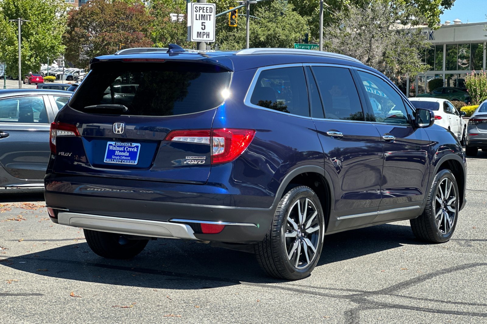 2022 Honda Pilot Touring photo 4