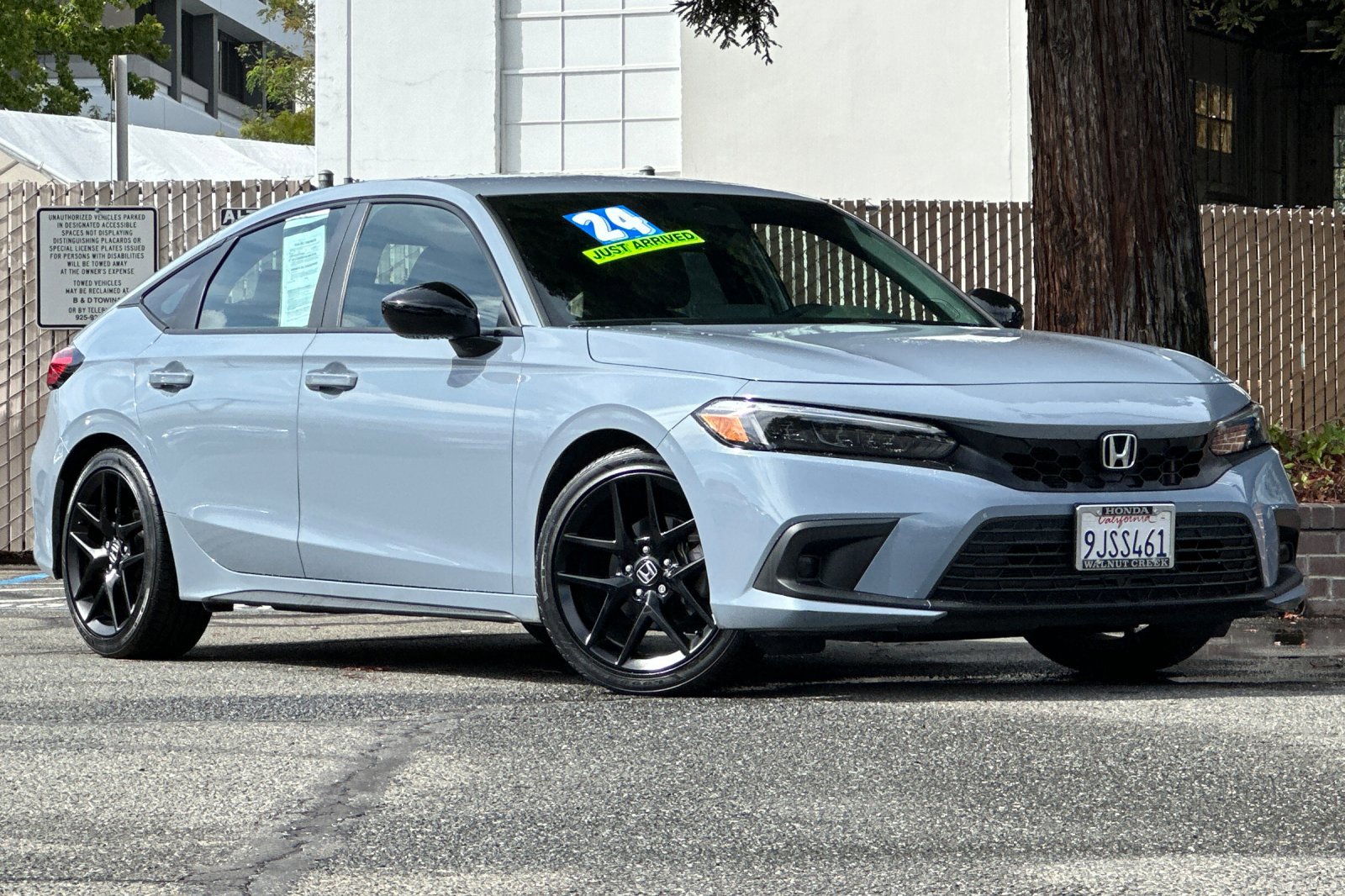 2024 Honda Civic Sport photo 2