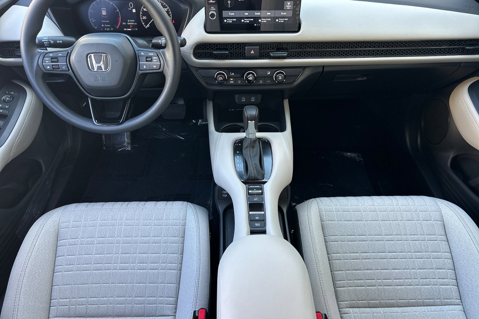 2026 Honda HR-V LX - Photo 10
