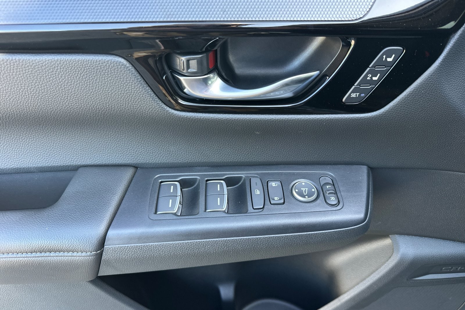 2026 Honda CR-V EX-L - Photo 8