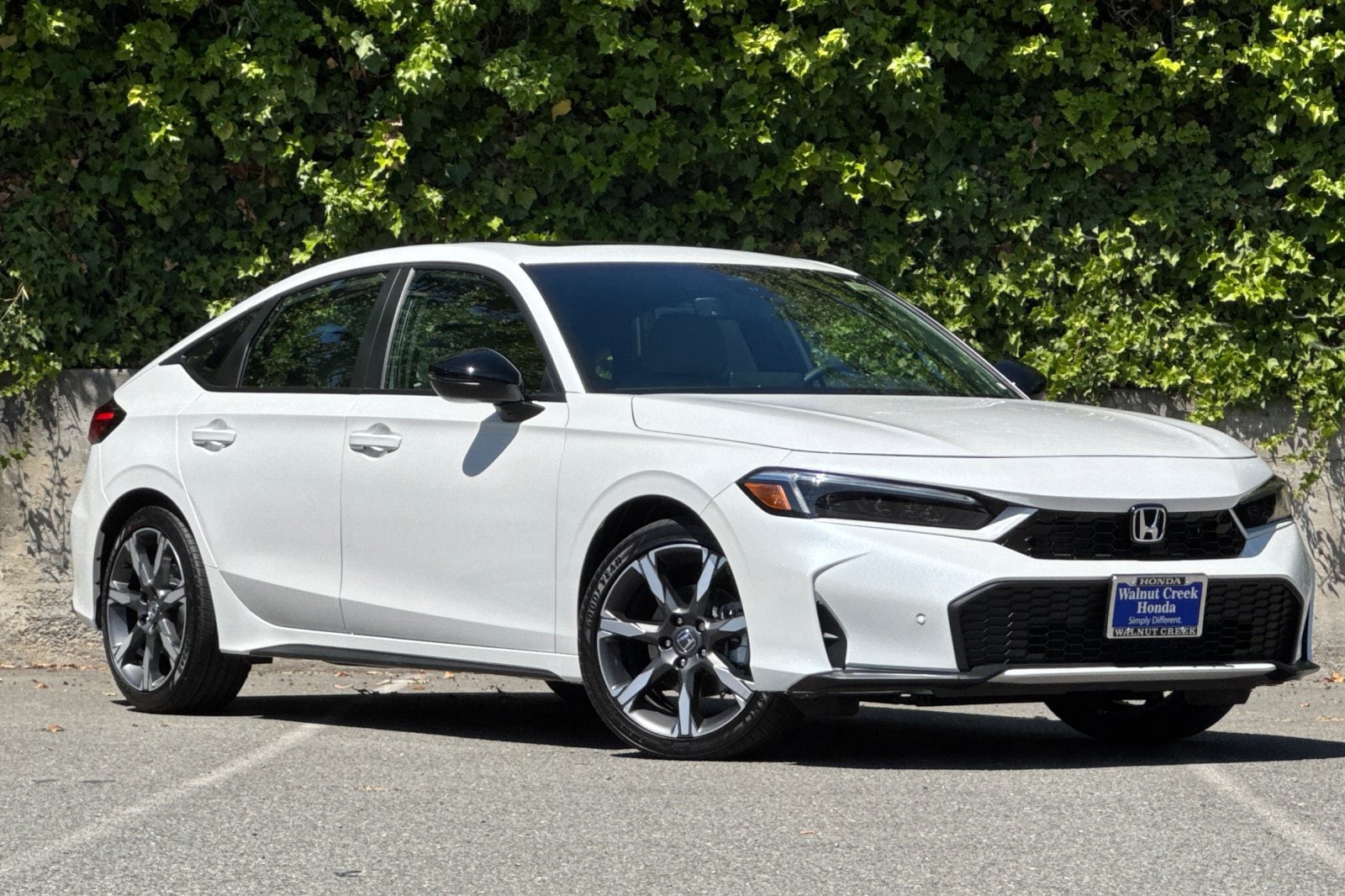 2026 Honda Civic Hatchback Sport Touring photo 2