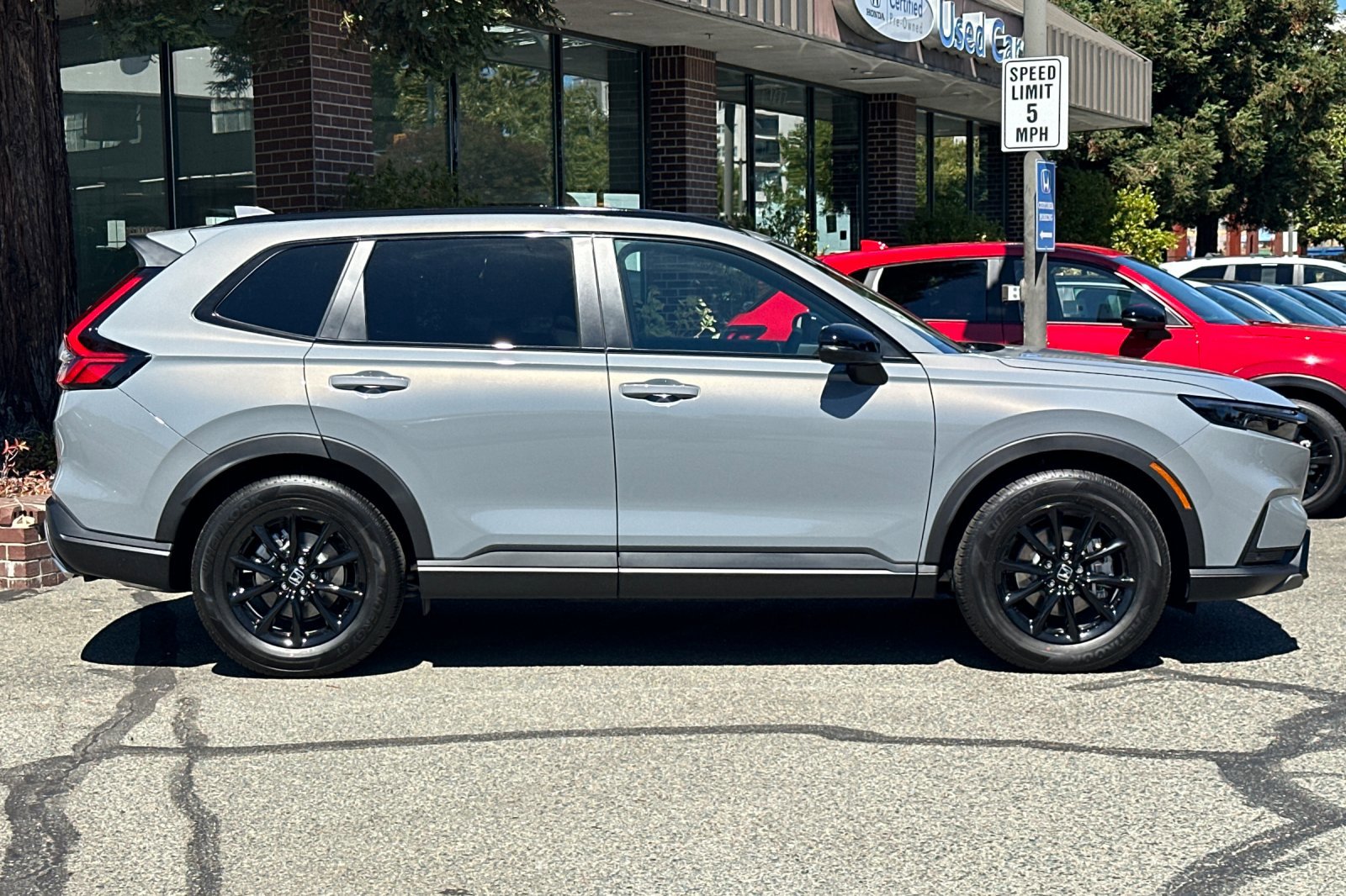 2026 Honda CR-V Hybrid Sport-L photo 3