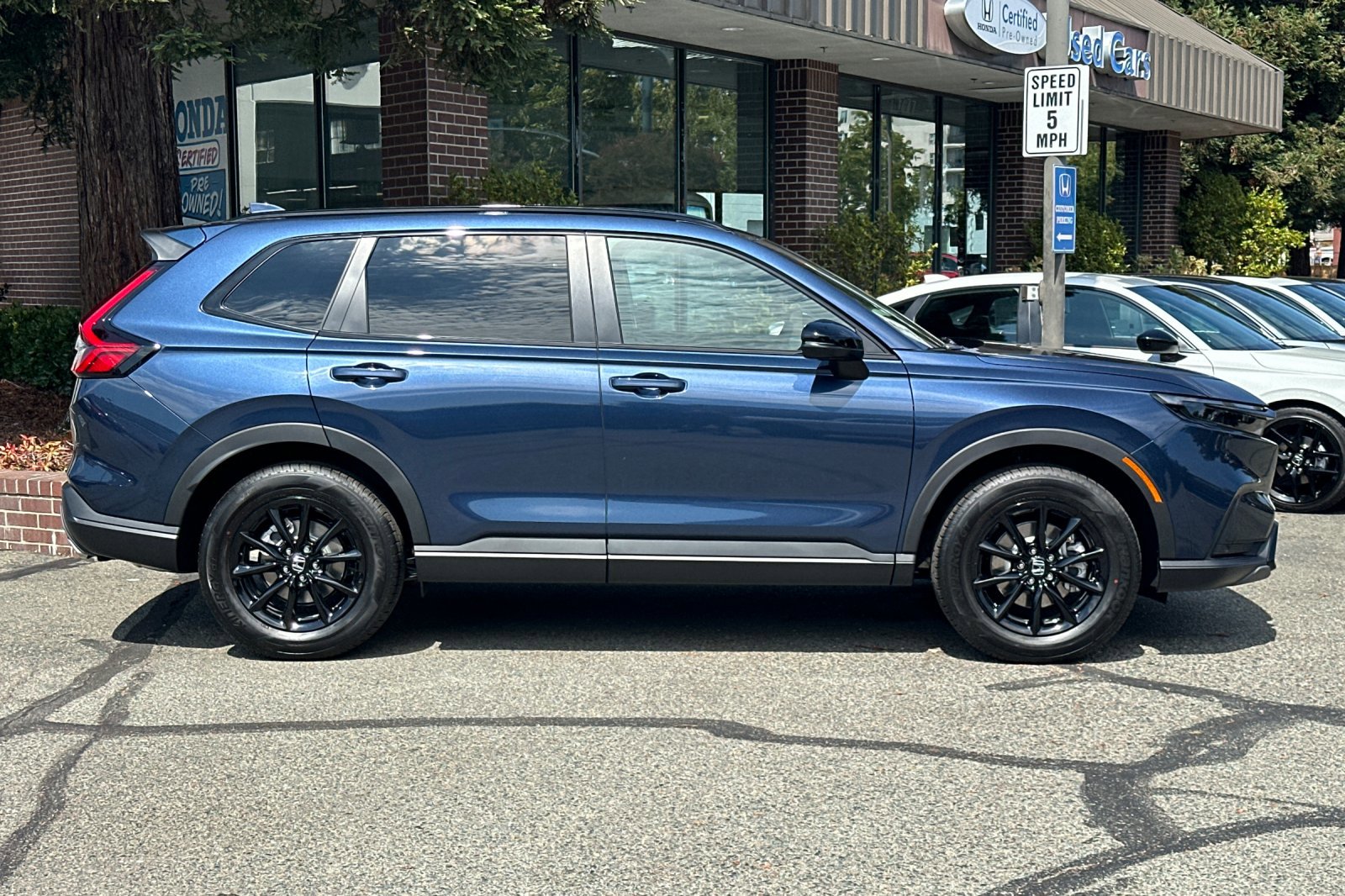 2026 Honda CR-V Hybrid Sport-L photo 2