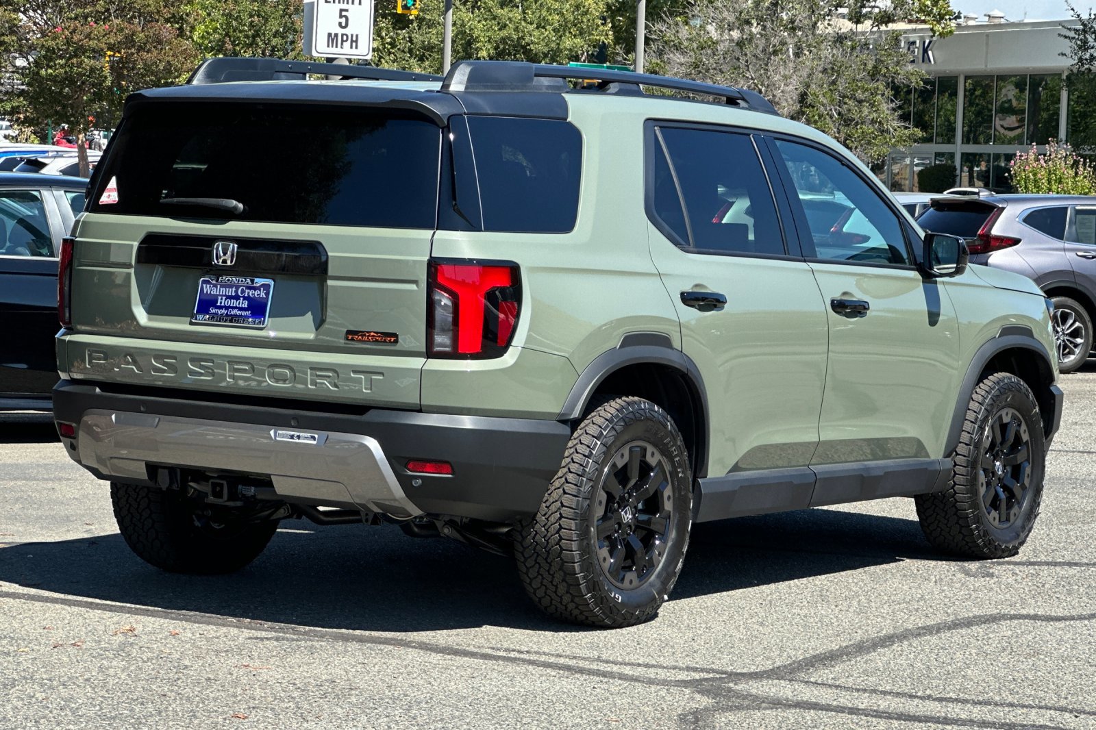 2026 Honda Passport TrailSport Elite photo 4