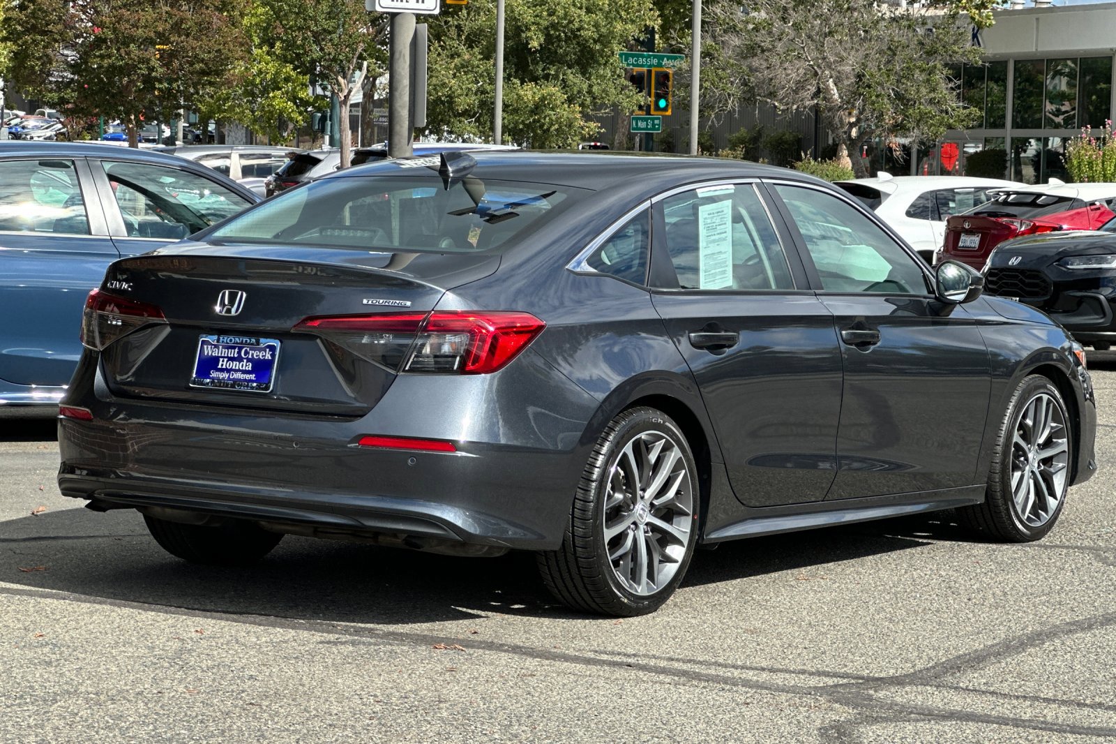 2023 Honda Civic Touring photo 4
