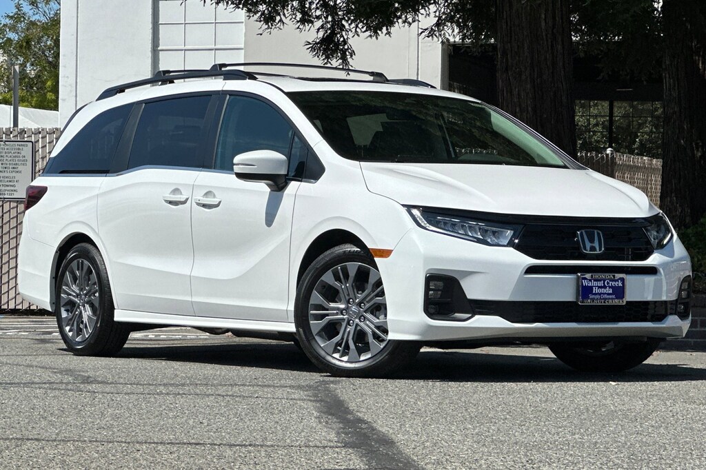 New 2026 Honda Odyssey Touring Van Passenger