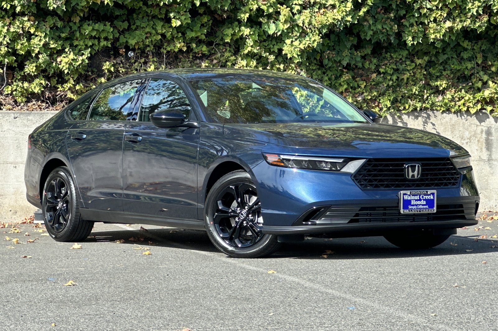 2025 Honda Accord SE photo 2
