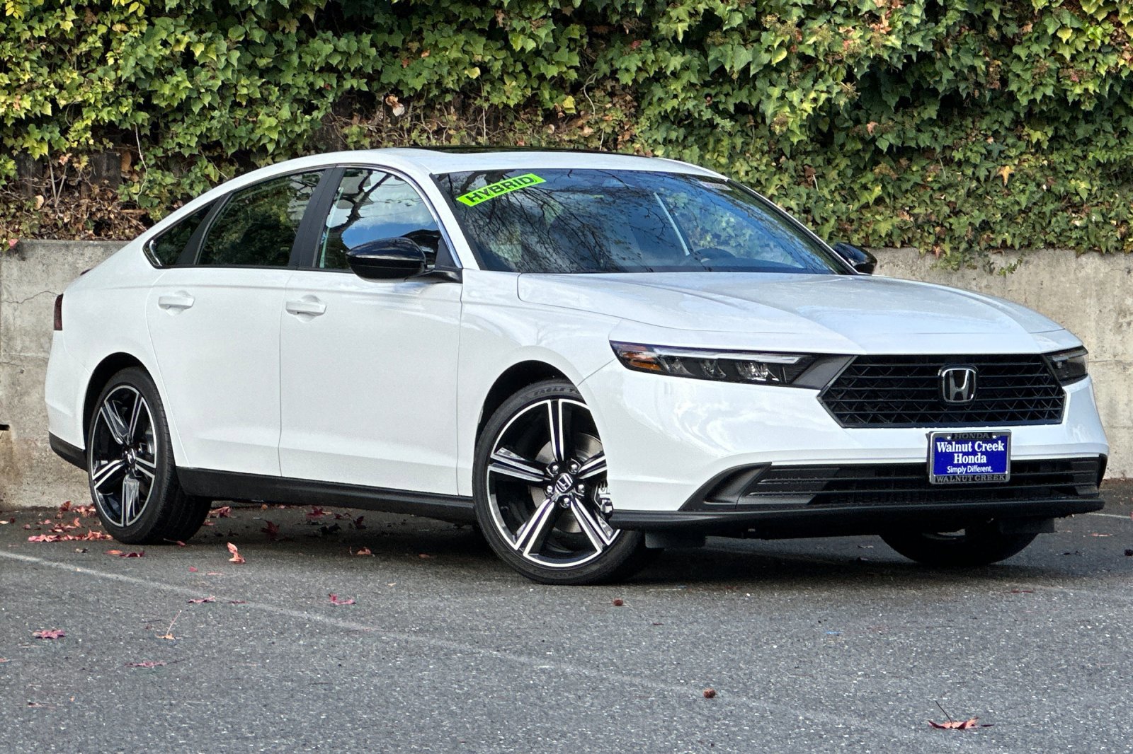 2025 Honda Accord Sport photo 2