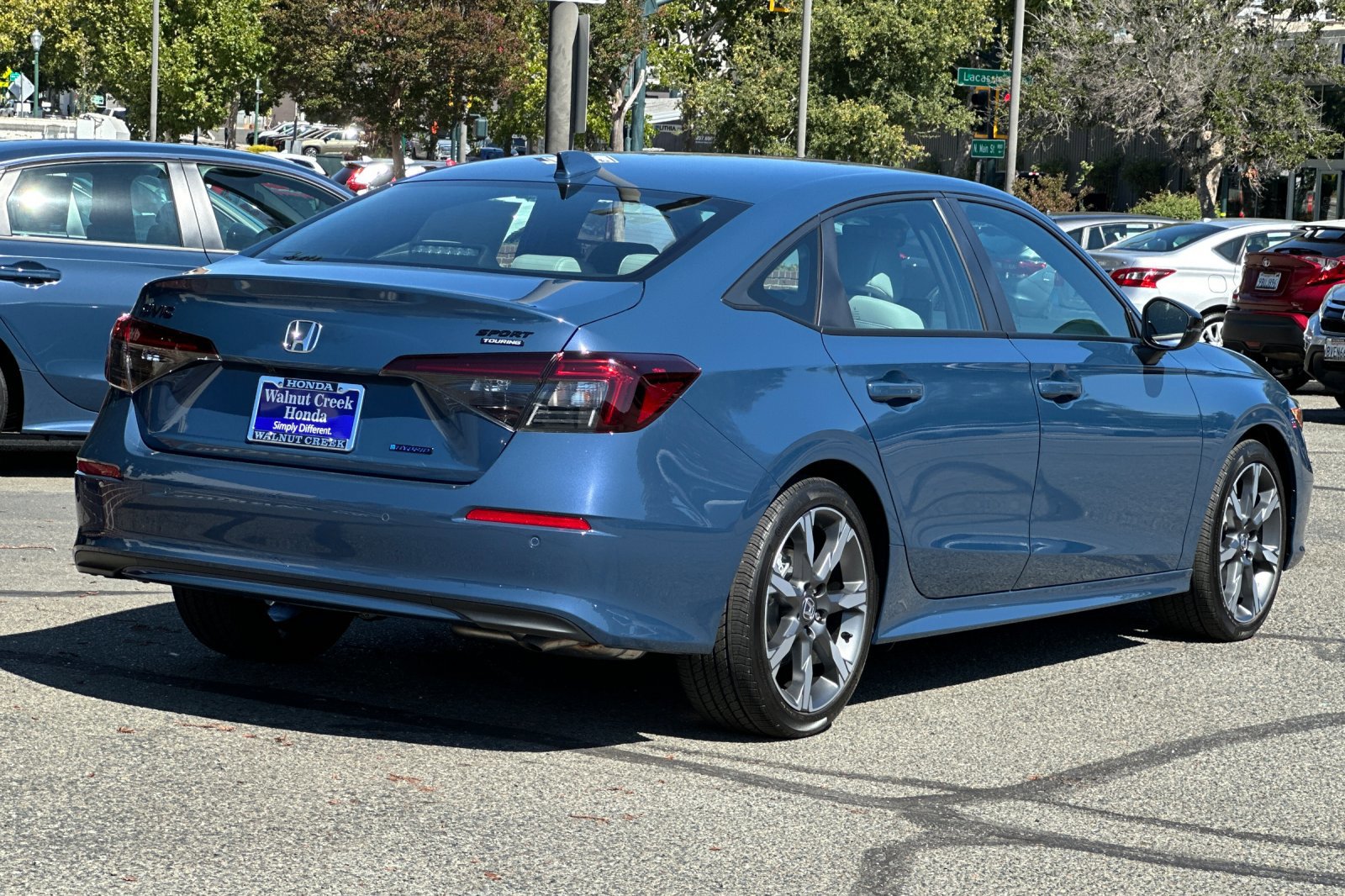 2026 Honda Civic Hybrid Sport Touring photo 4