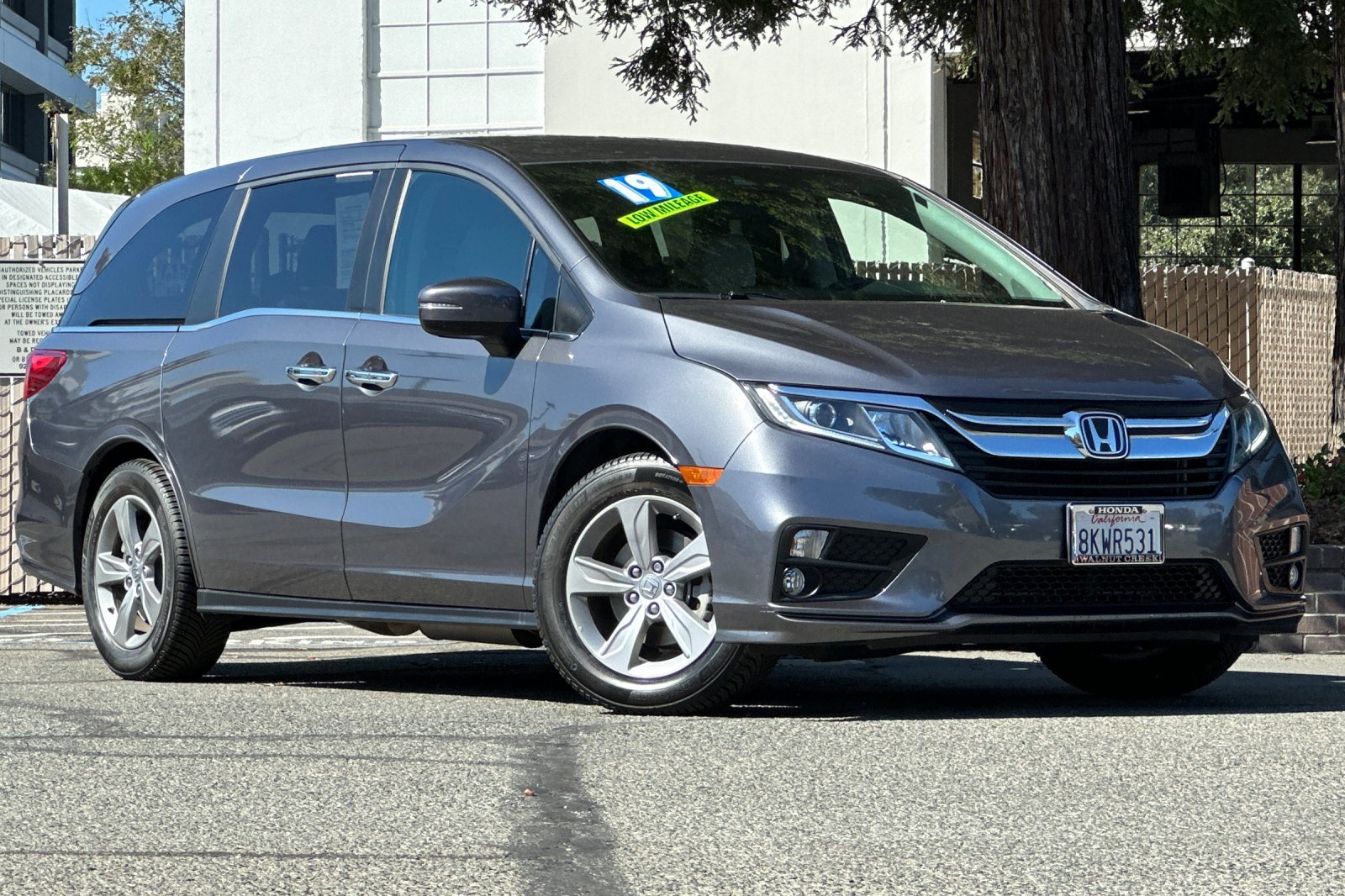 2019 Honda Odyssey EX photo 2