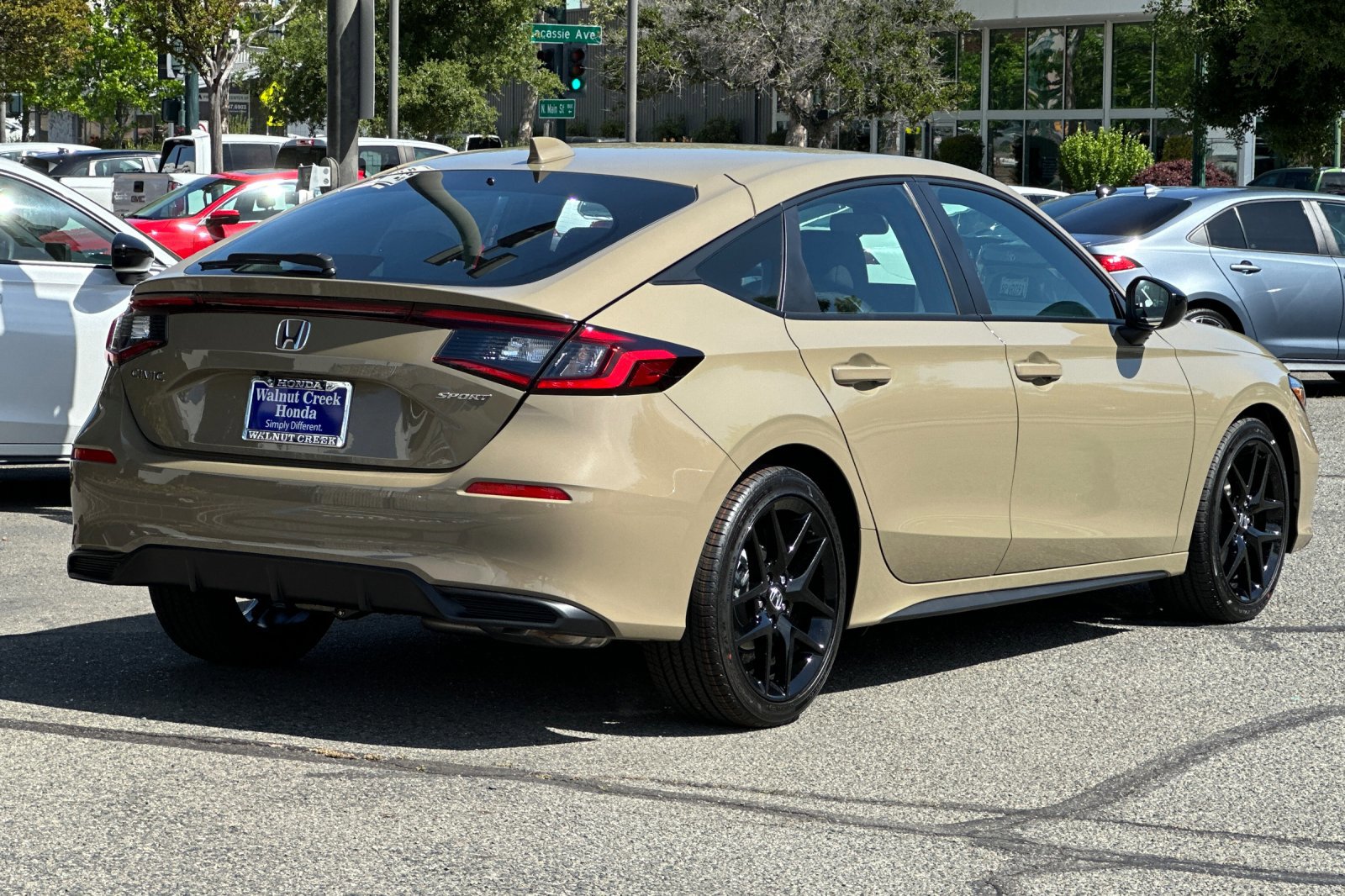 2025 Honda Civic Sport Hatchback photo 4