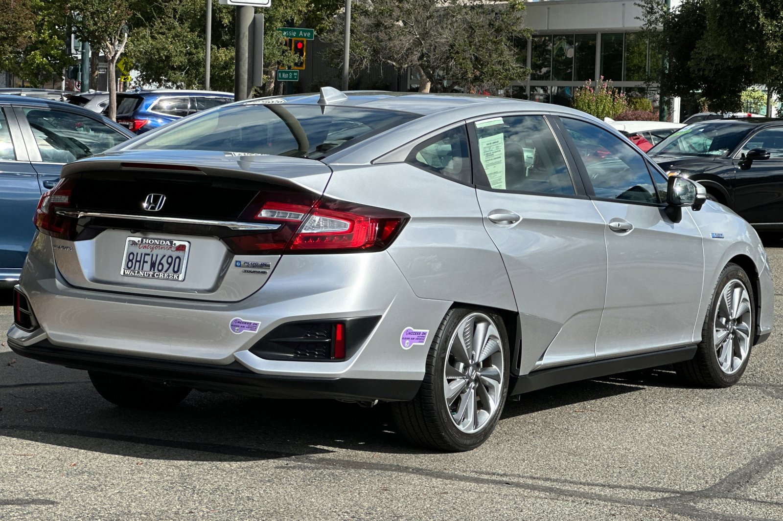 2018 Honda Clarity Plug-In Hybrid Touring photo 4