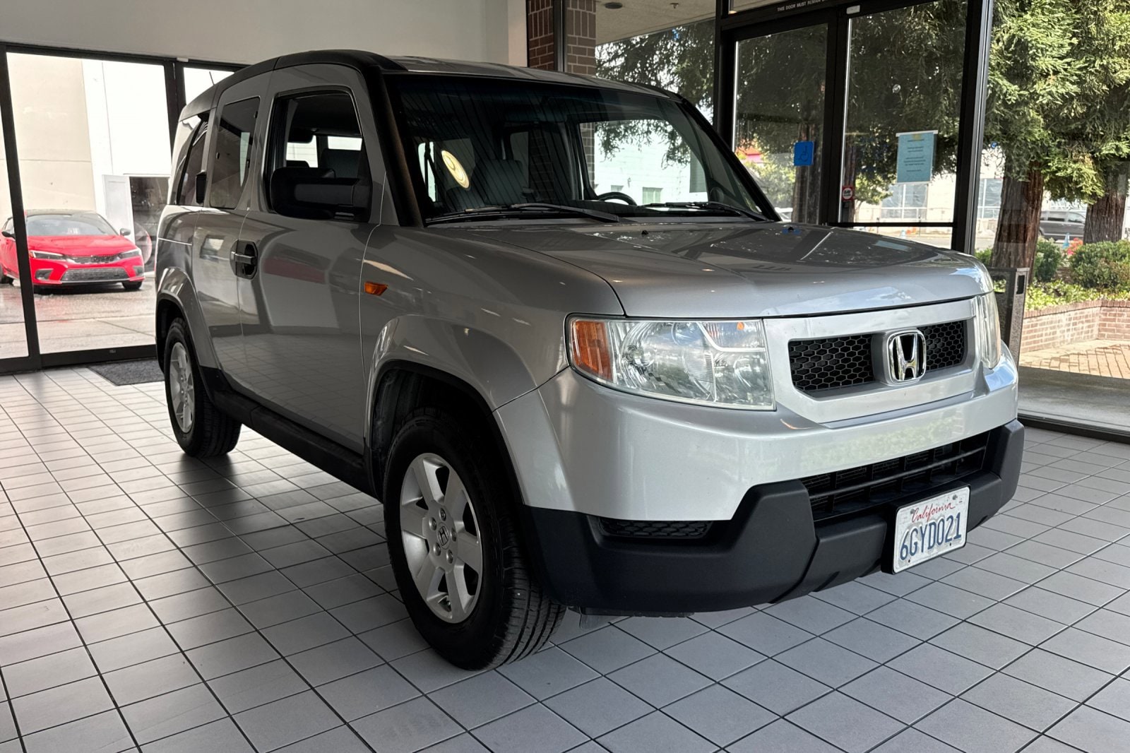 2009 Honda Element EX photo 2