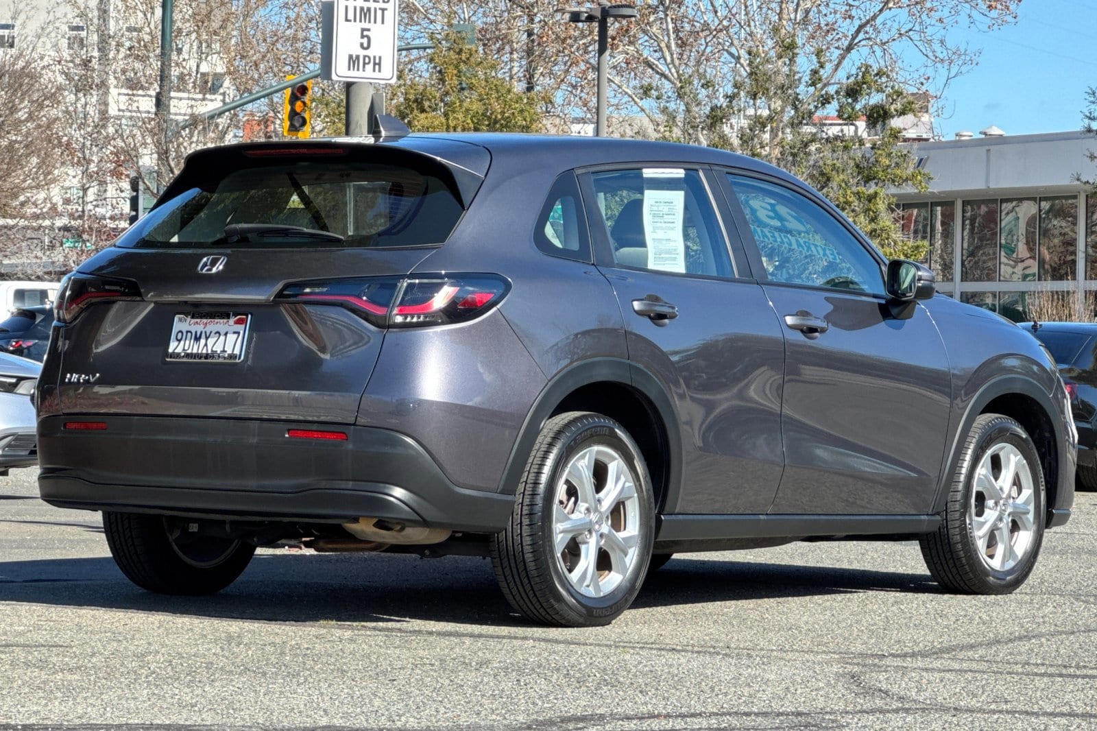 2023 Honda HR-V LX 2WD photo 4