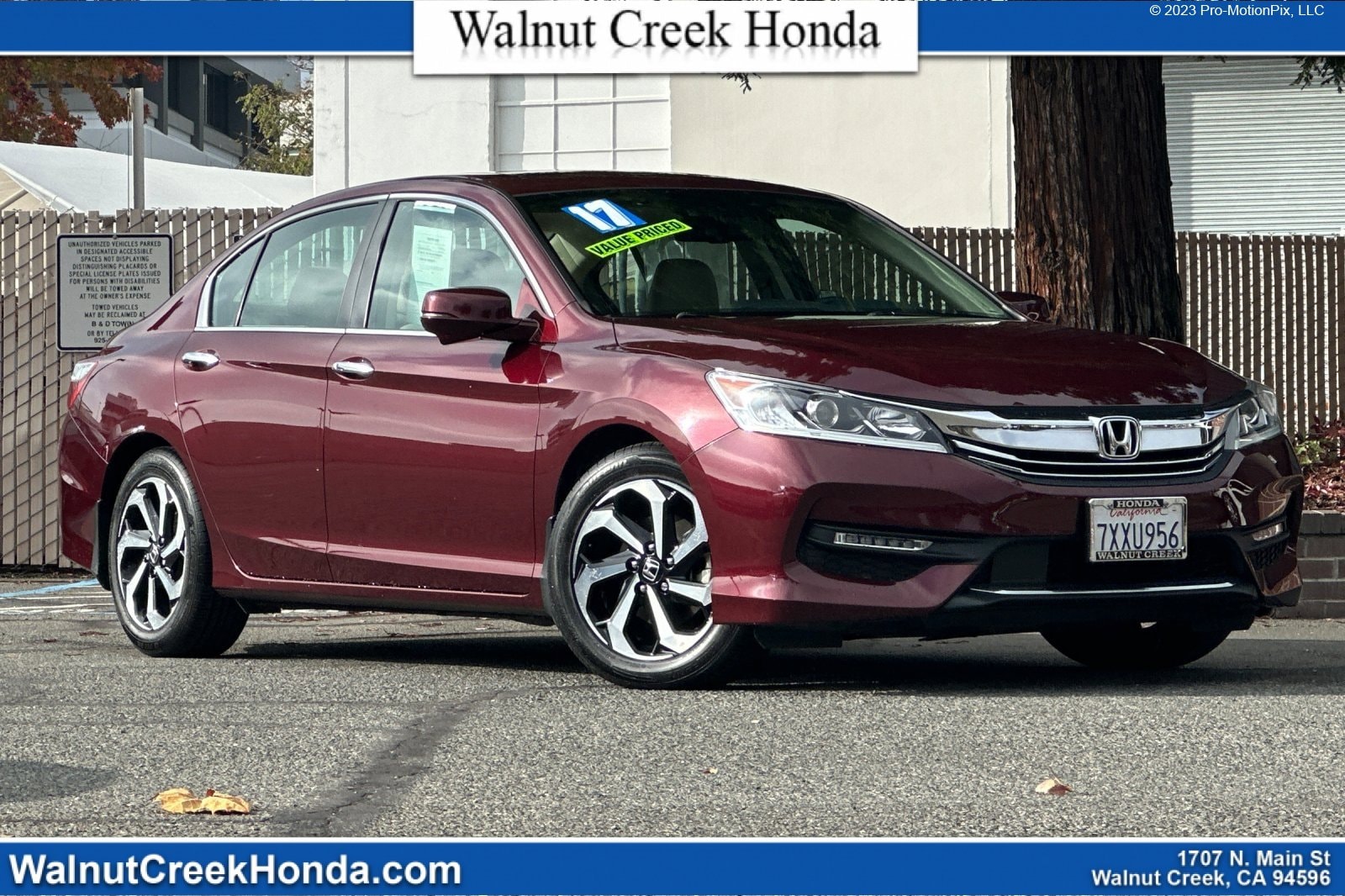 2017 Honda Accord EX-L's photo