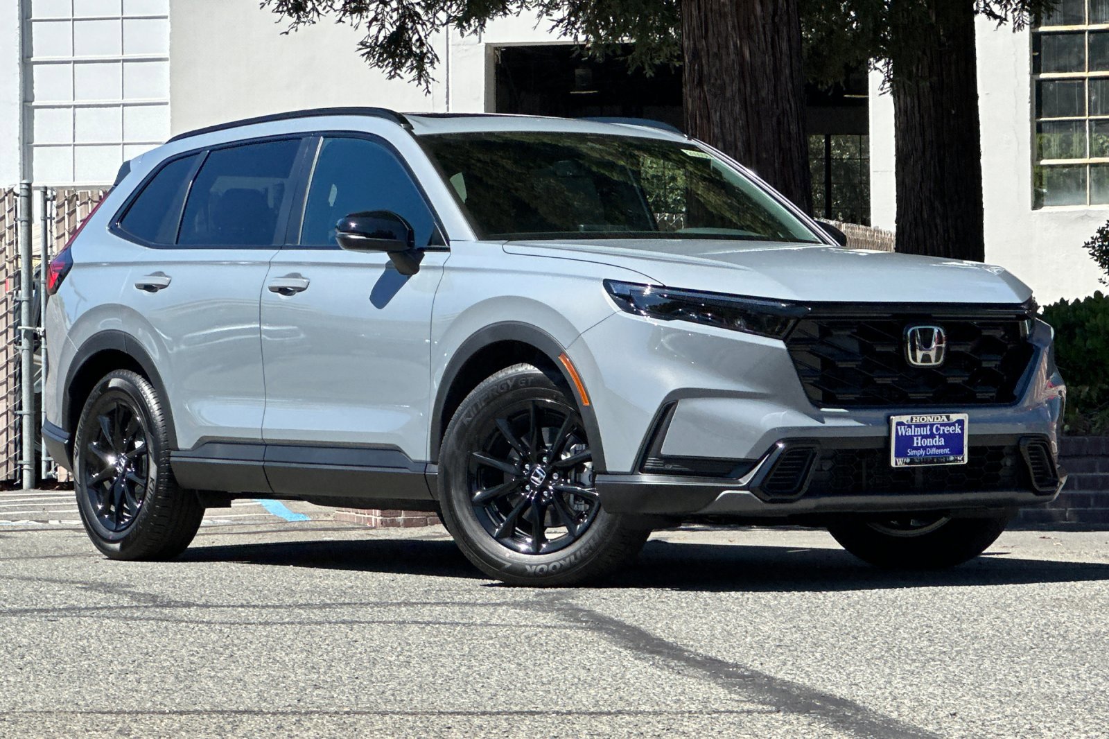 2026 Honda CR-V Hybrid Sport-L photo 2