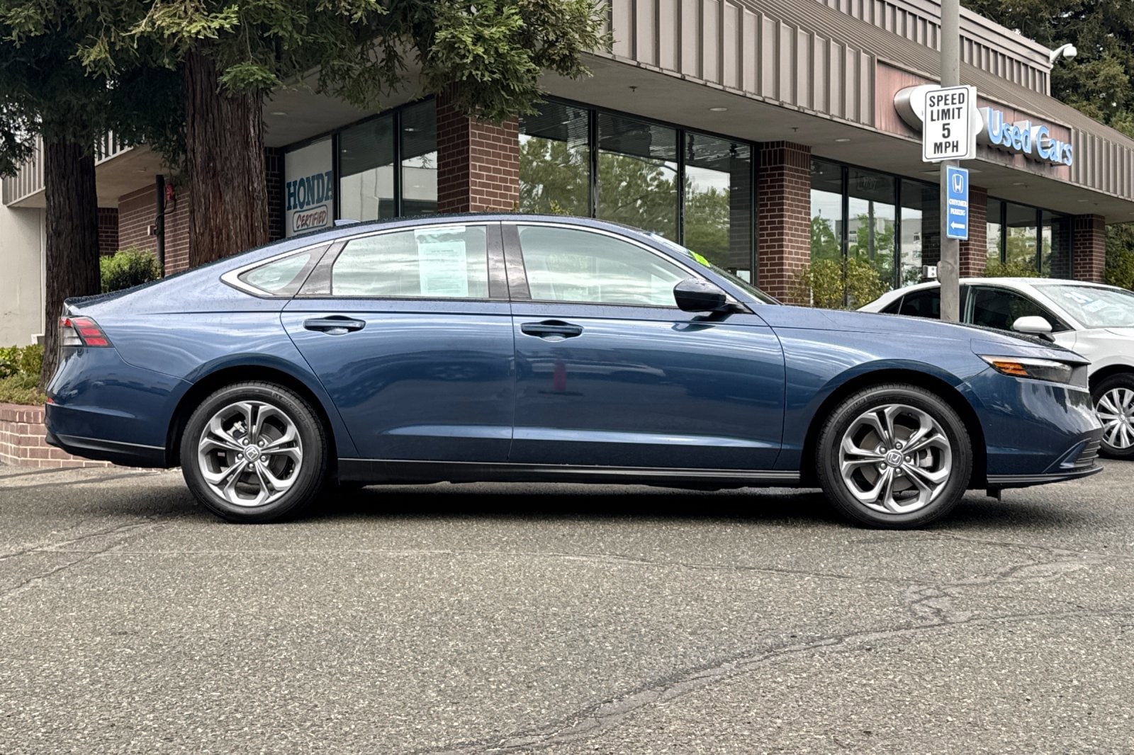 2024 Honda Accord EX photo 3