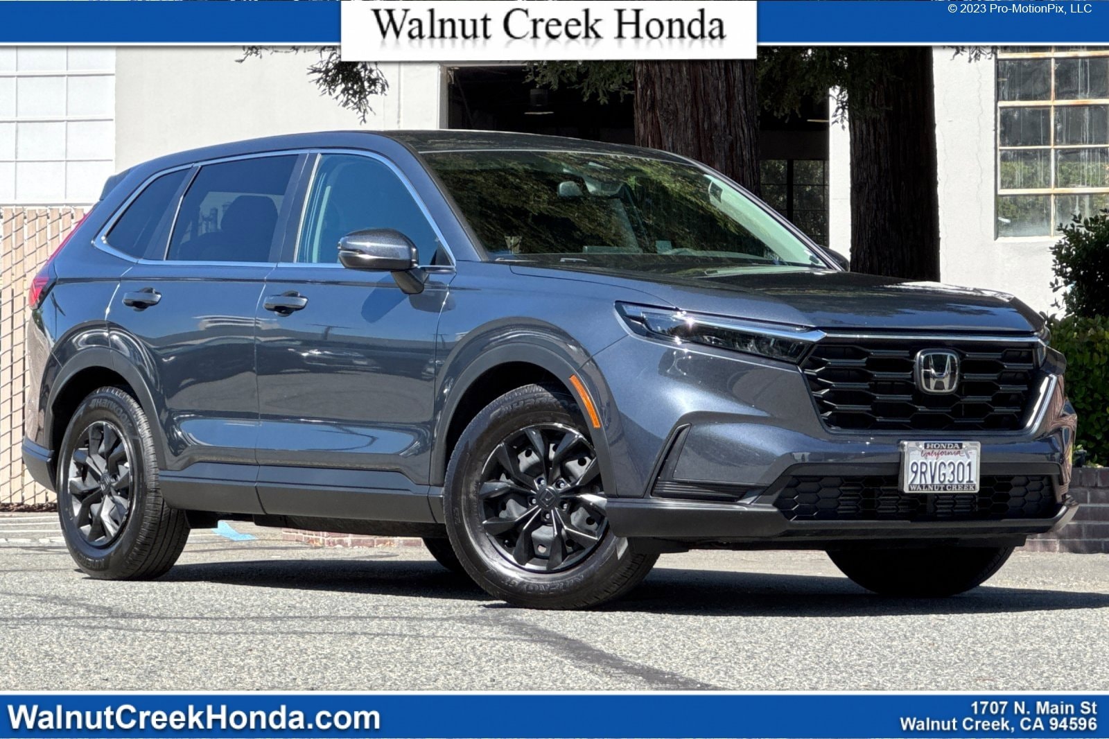 2025 Honda CR-V LX 2WD's photo