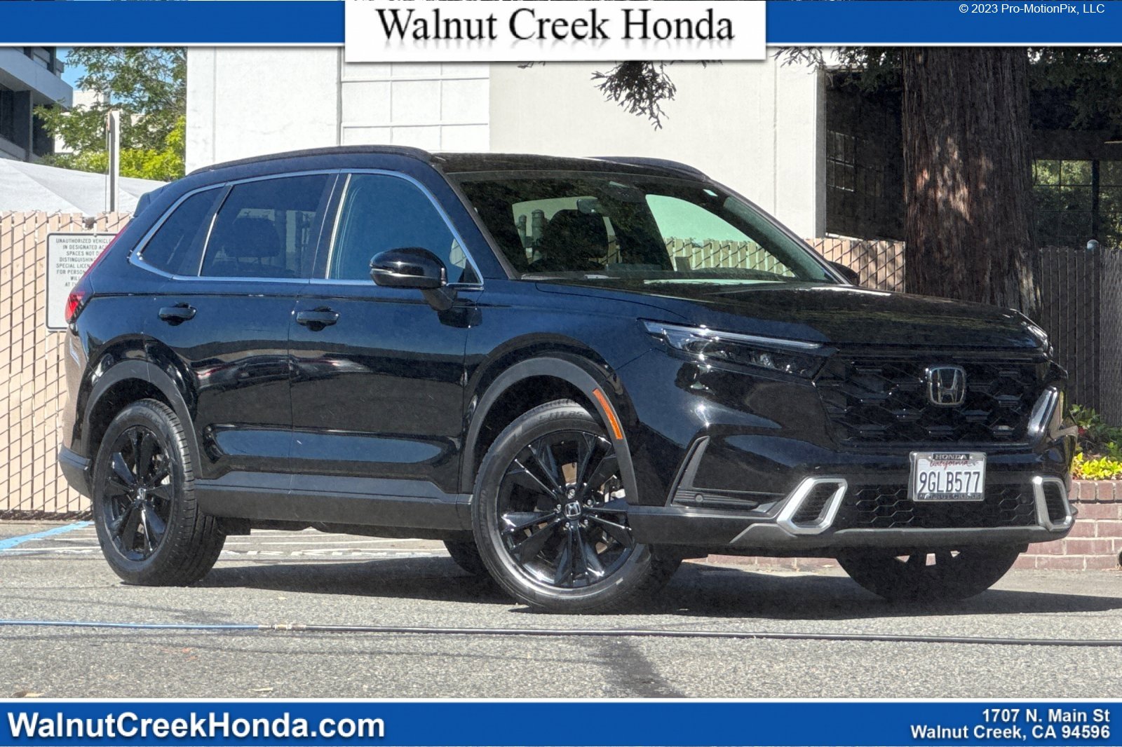 2023 Honda CR-V Hybrid Sport Touring AWD's photo