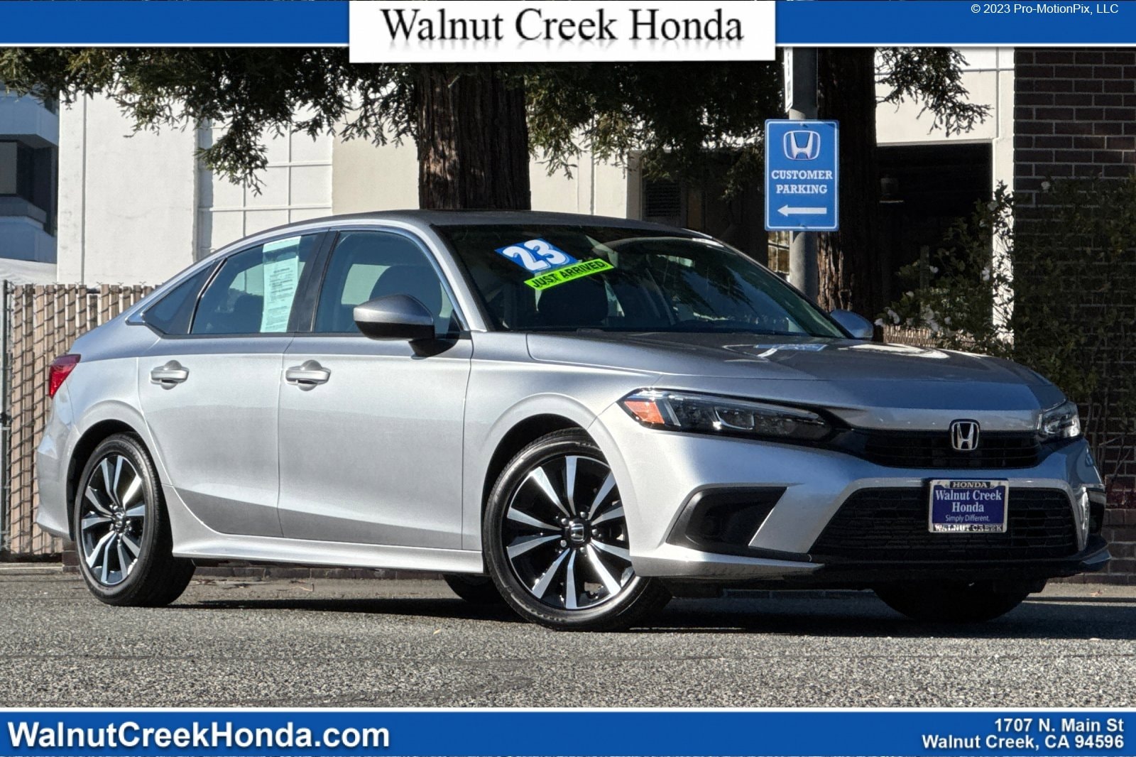 2023 Honda Civic EX's photo