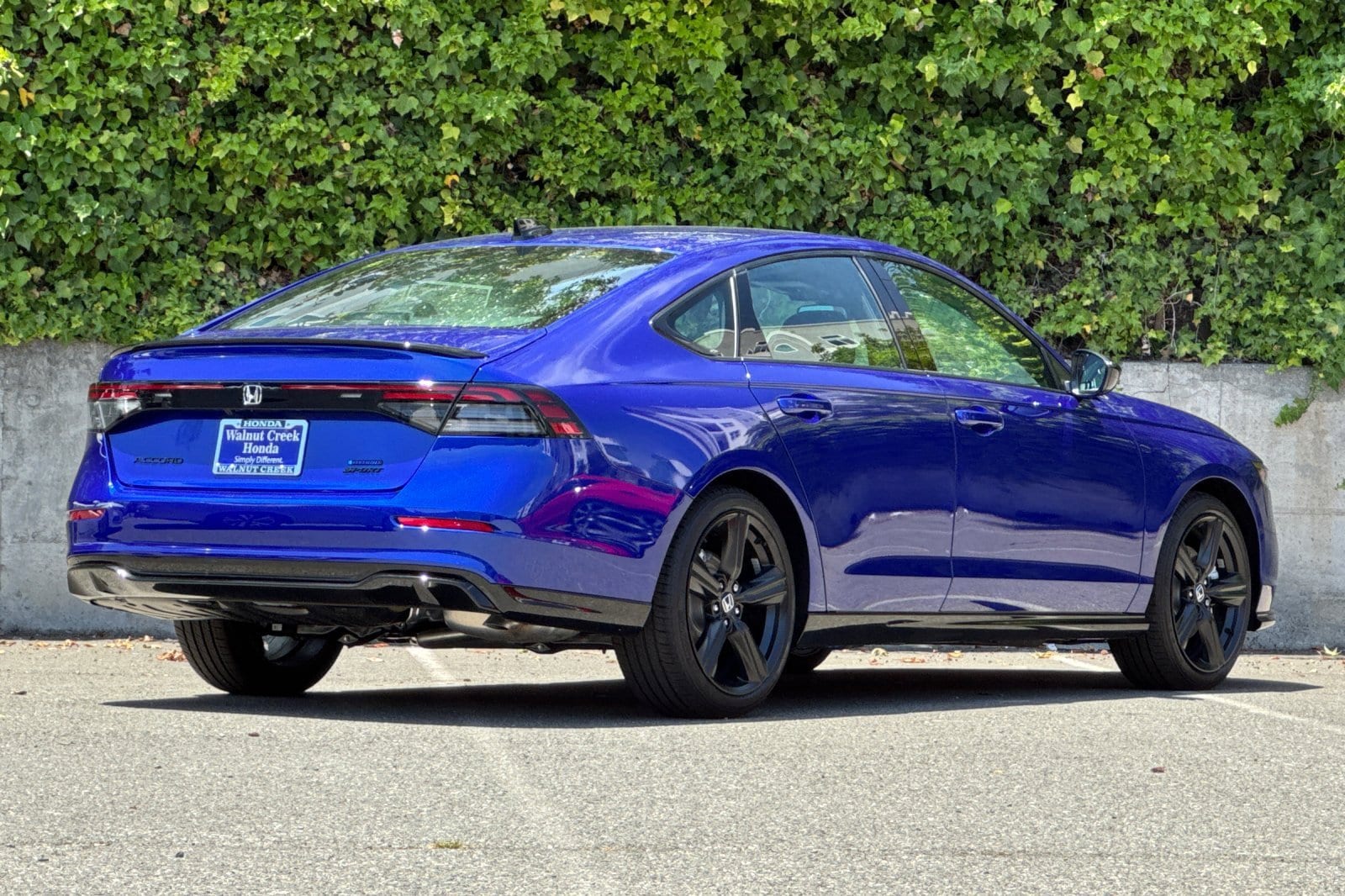 2026 Honda Accord Hybrid Sport-L - Photo 4