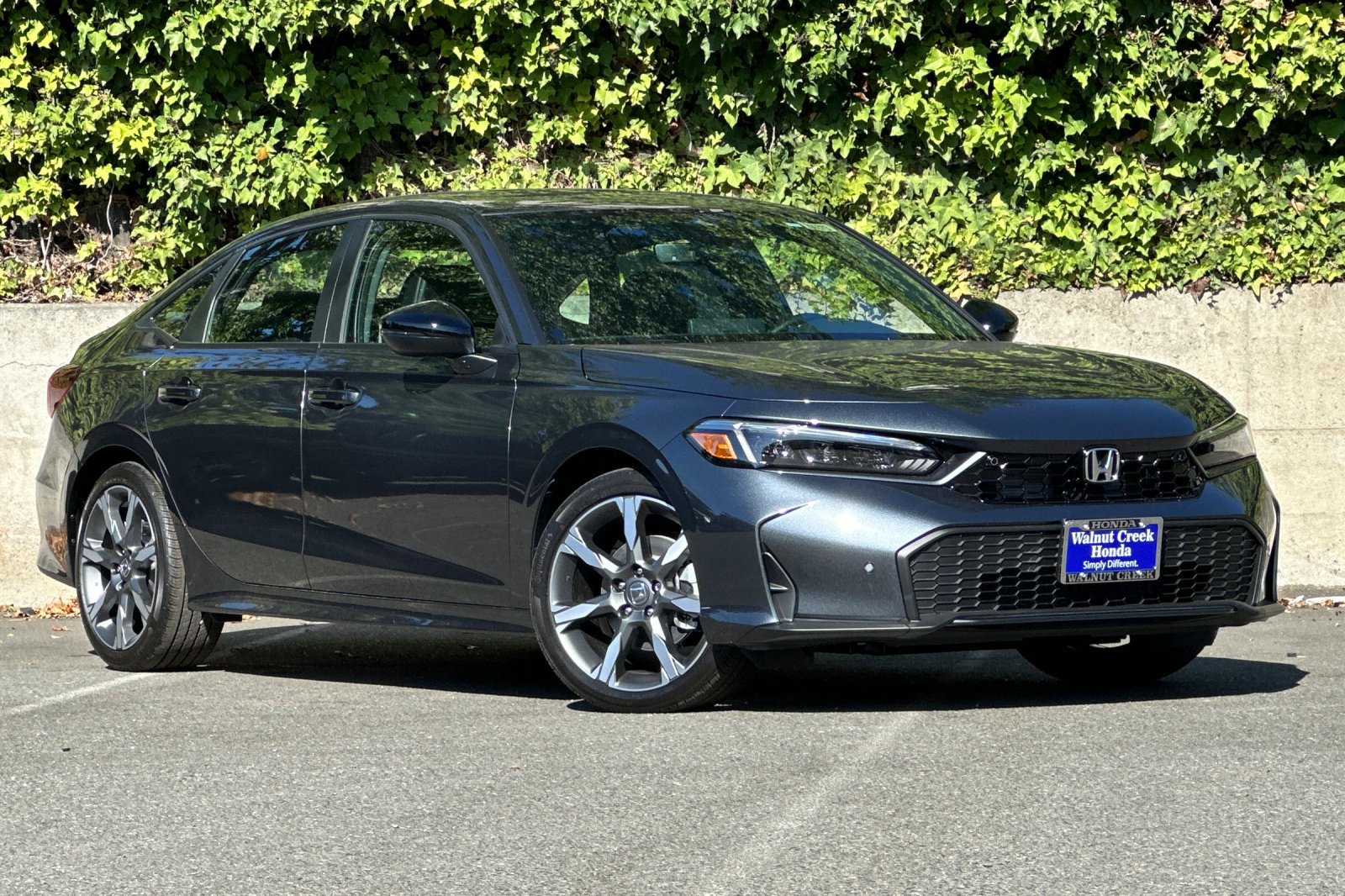 2026 Honda Civic Hybrid Sport Touring photo 2