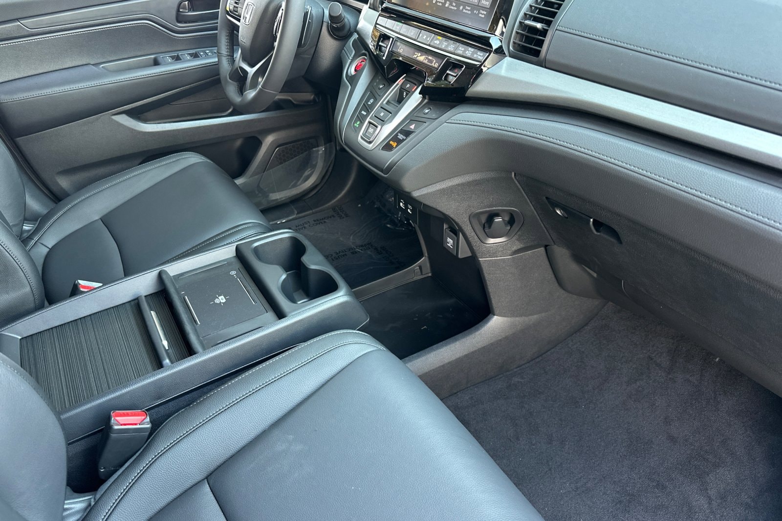 2026 Honda Odyssey EX-L - Photo 14