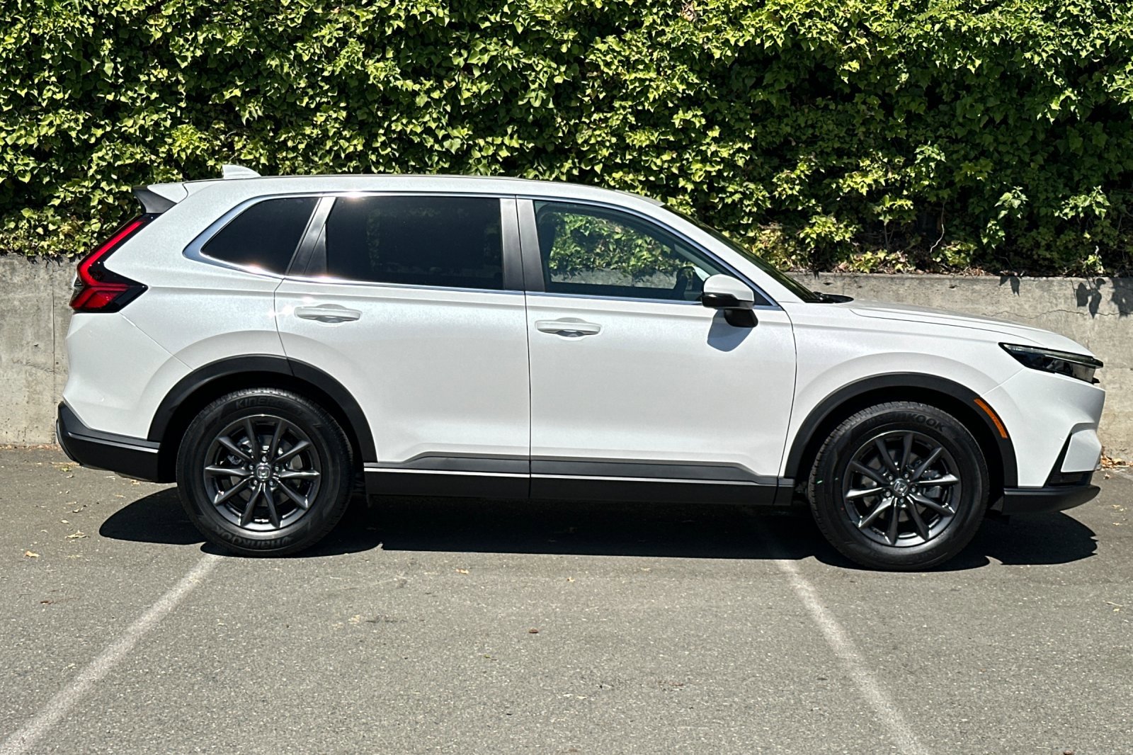 2026 Honda CR-V EX-L photo 3