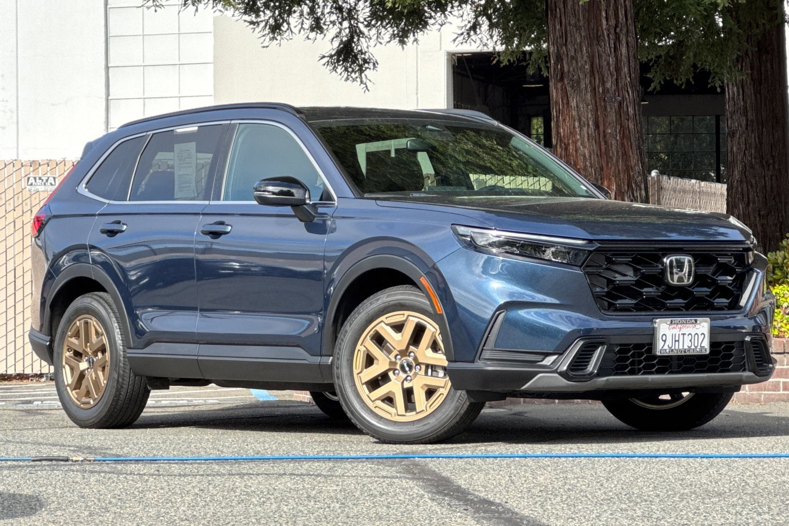 2024 Honda CR-V Hybrid Sport photo 2