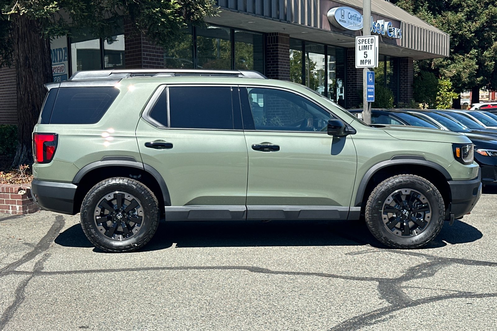 2026 Honda Passport TrailSport Elite photo 3