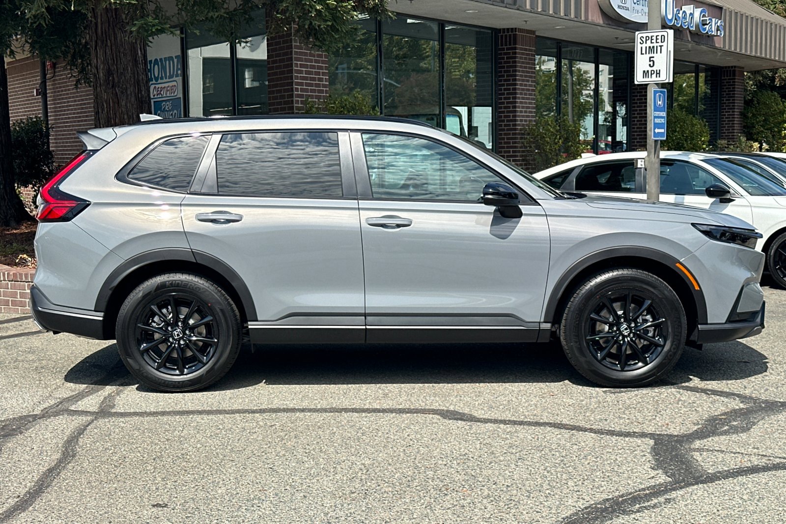 2026 Honda CR-V Hybrid Sport-L photo 3
