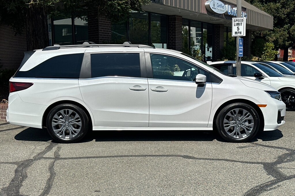 New 2026 Honda Odyssey Touring Van Passenger