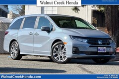 2026 Honda Odyssey Touring Van Passenger