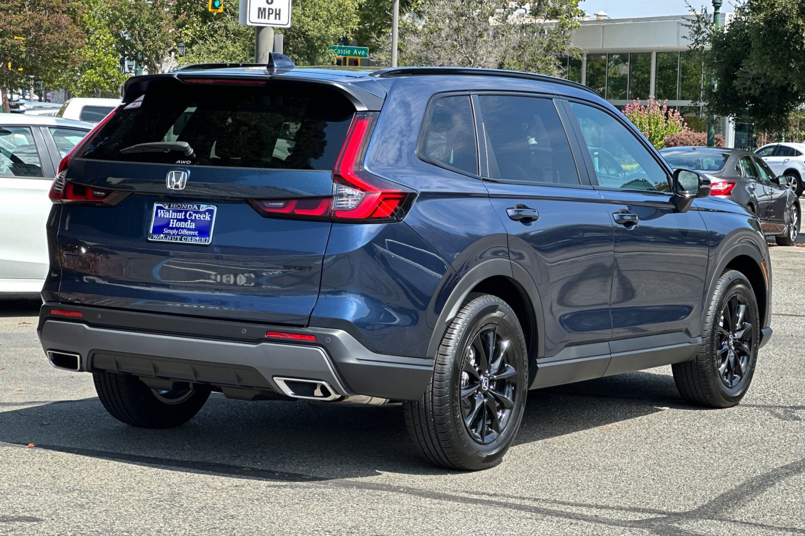 2026 Honda CR-V Hybrid Sport-L photo 3