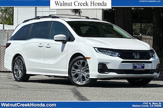 2026 Honda Odyssey Touring Van Passenger